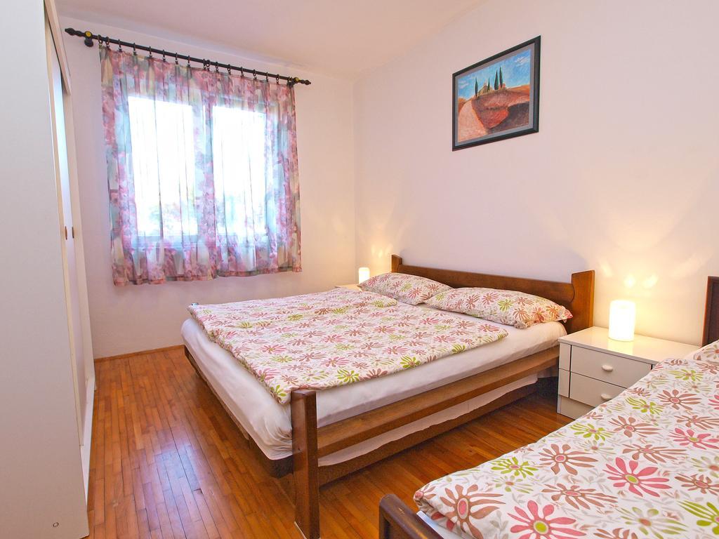 Apartments Dragica 929 파자나 외부 사진
