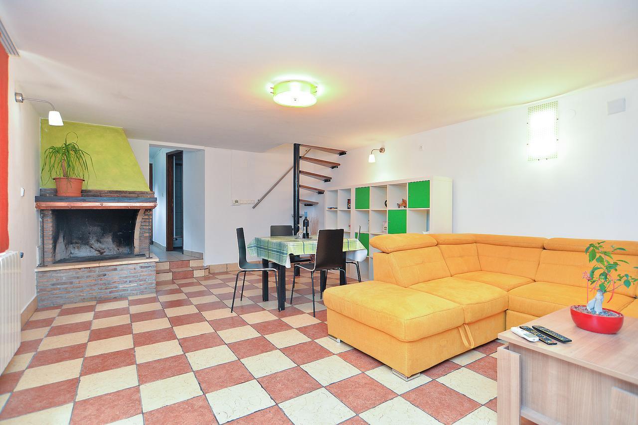 Apartments Dragica 929 파자나 외부 사진