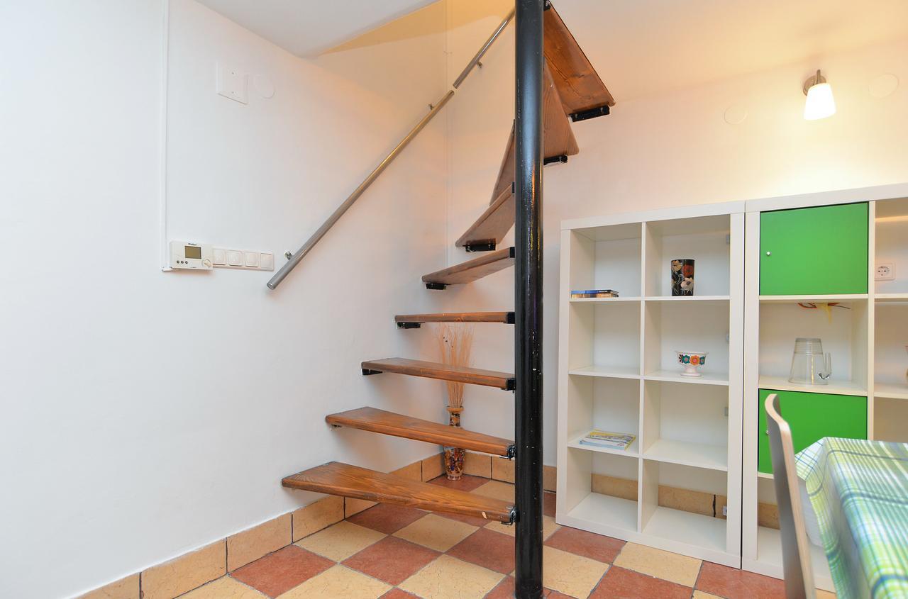 Apartments Dragica 929 파자나 외부 사진