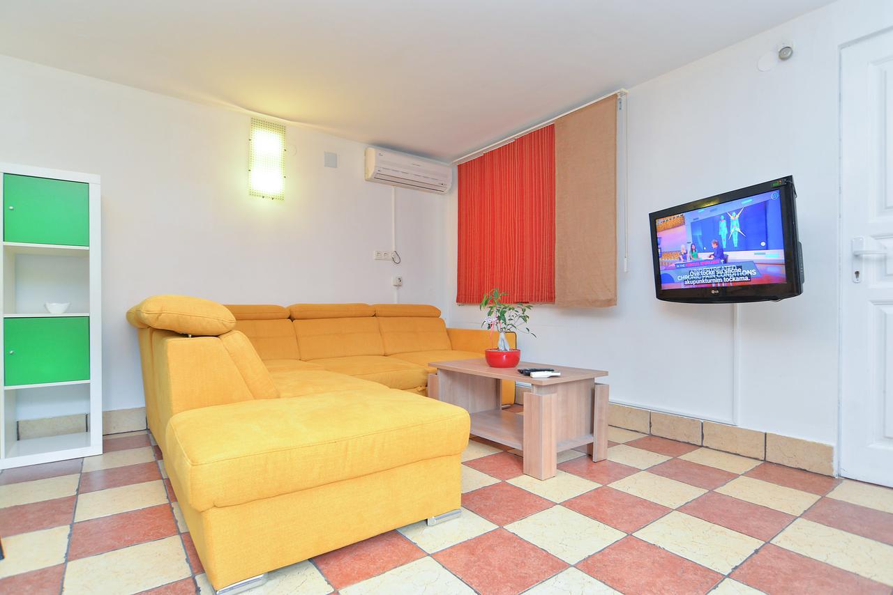Apartments Dragica 929 파자나 외부 사진